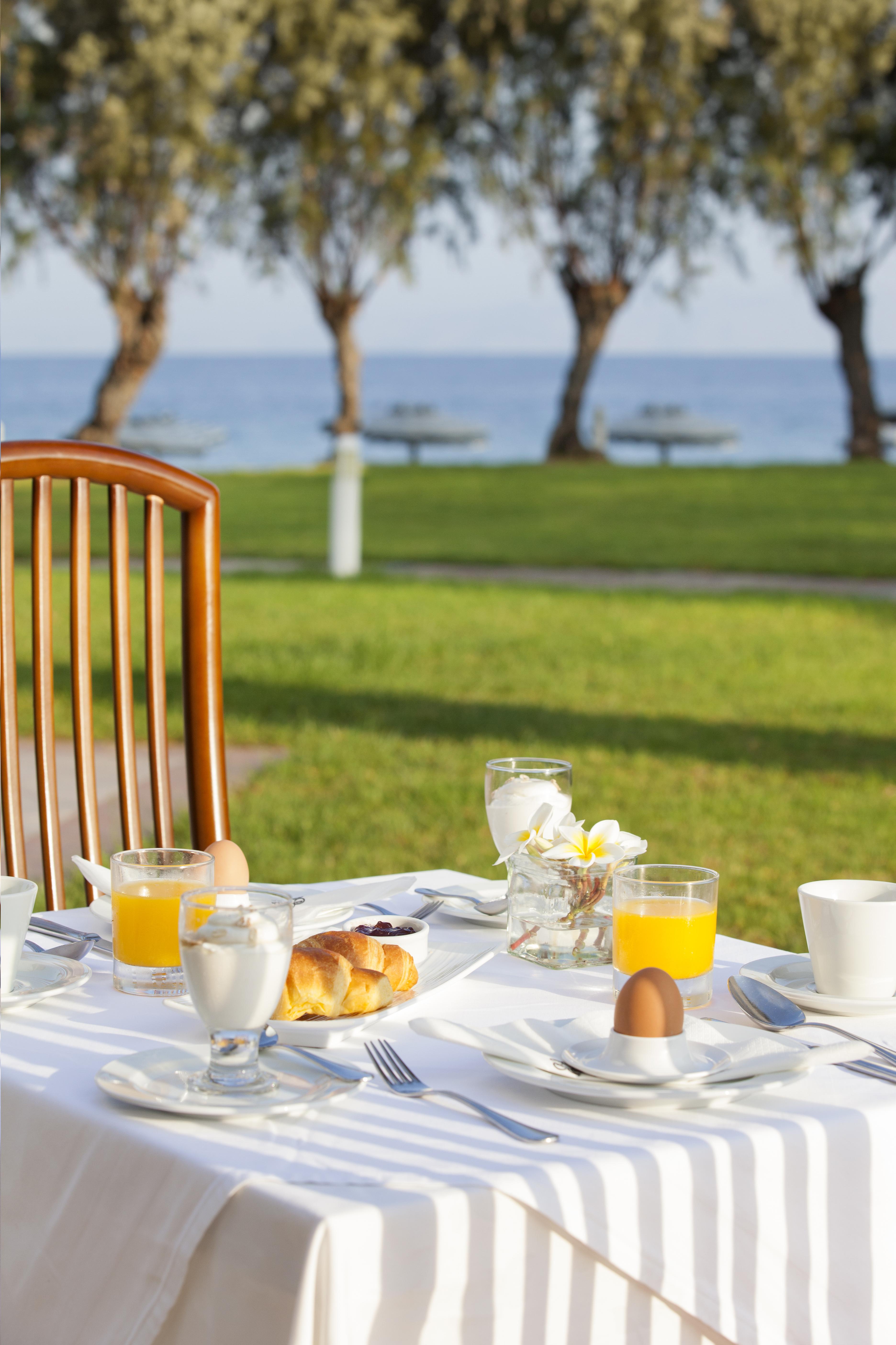 Electra Palace Rhodes Jalisos Zewnętrze zdjęcie Breakfast at the Royal Palm Beach Hotel