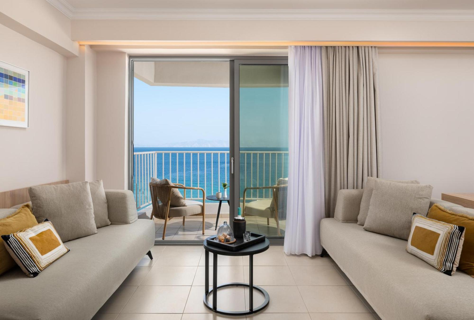 Electra Palace Rhodes Jalisos Zewnętrze zdjęcie A suite at the hotel